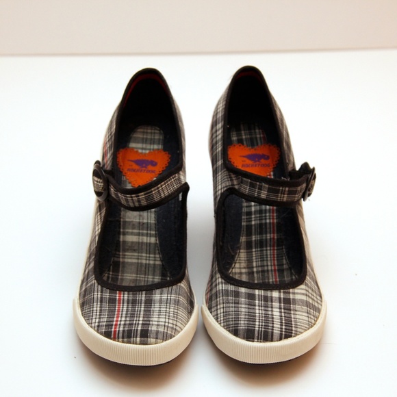 Meet your Posher, Ria - Picture 4 of 4